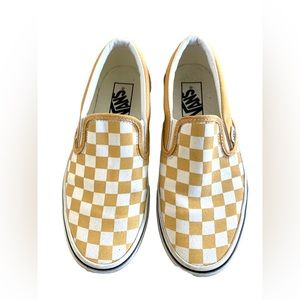 Vans classic checkerboard Slip on Ochre size 4.5 Men’s or 6 Women’s. Pre-loved